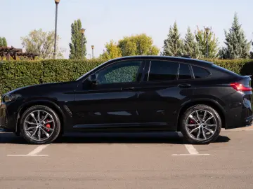 BMW X4 xDrive30d M Sport - Panoramic - LED