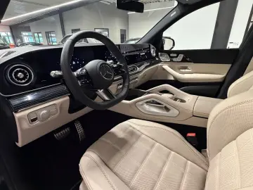 NEW Mercedes-Benz GLS 450 d 4MATIC AMG MY 2027
