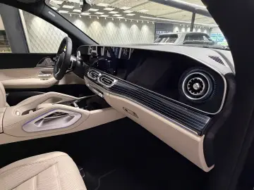 NEW Mercedes-Benz GLS 450 d 4MATIC AMG MY 2027
