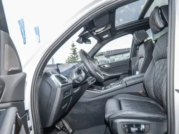 BMW X5 xDrive30d M Sport HUD PANO ACC AHK 360 KAM