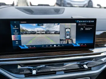 BMW X5 xDrive30d M Sport HUD PANO ACC AHK 360 KAM