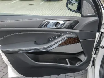 BMW X5 xDrive30d M Sport HUD PANO ACC AHK 360 KAM