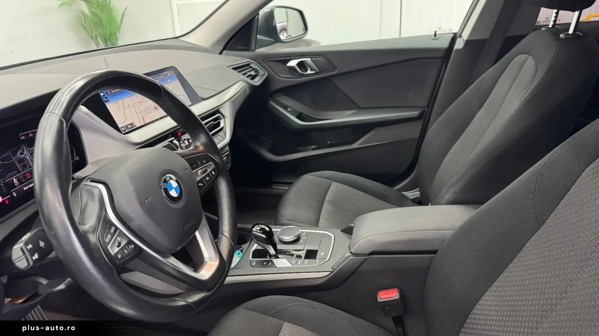 BMW Seria 2  218d Advantage