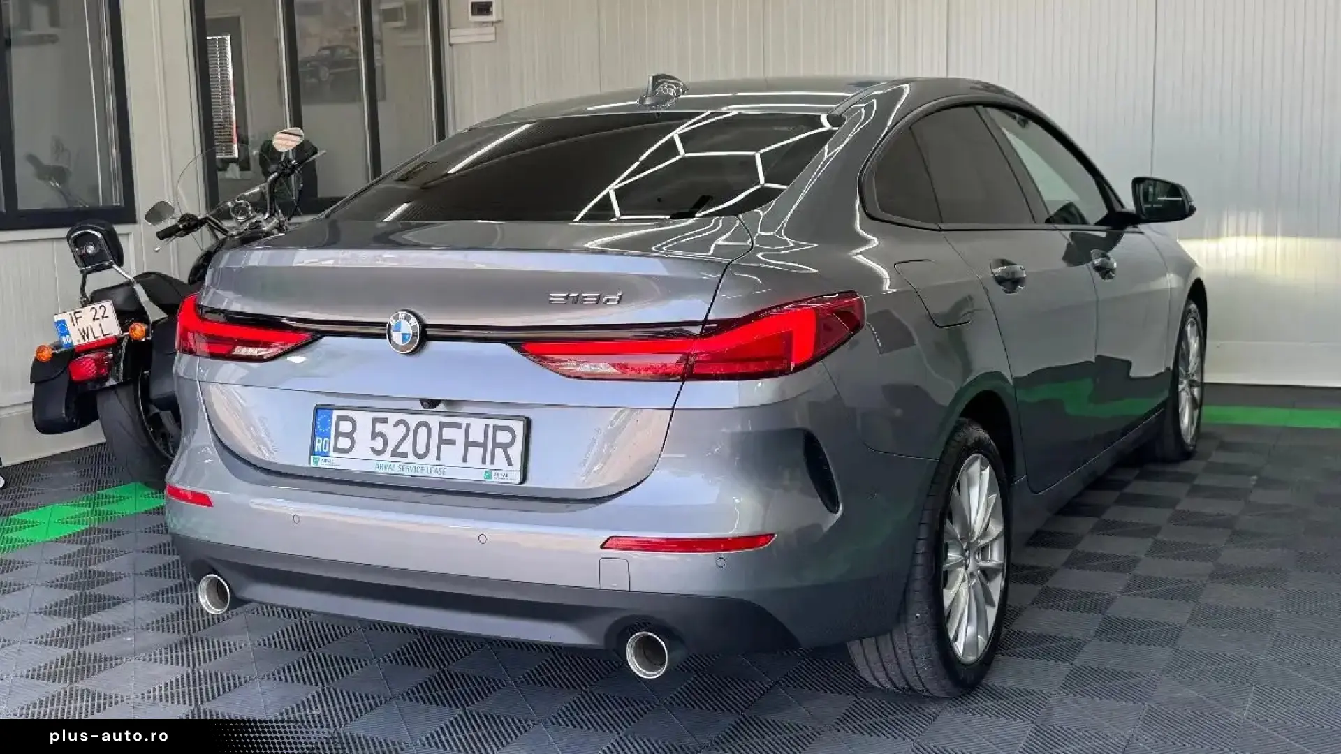 BMW Seria 2  218d Advantage