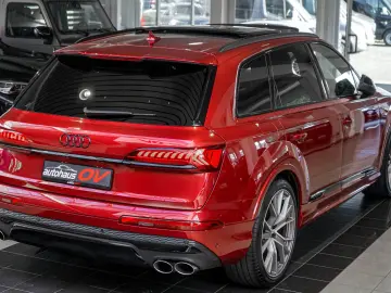 Audi SQ7 4.0 TFSI Competition RS Sitze HUD Pano 7xSit