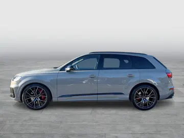 Audi SQ7 TFSI quattro Competition Plus 7SITZ STANDHEI