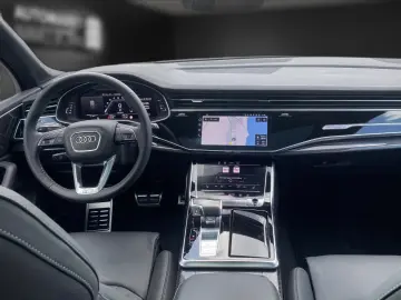 Audi SQ7 competition plus 7Sitz Pano Matrix ACC 22