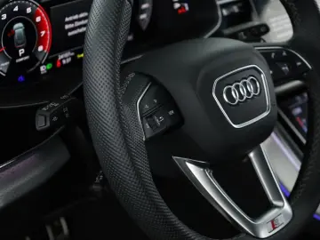Audi SQ8 TFSI Facelift Leder Matrix Pano BangO ACC 23