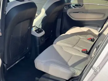 Volvo T8 Twin Engine AWD Ultra Dark