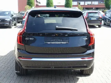 Volvo XC90 Plus Bright T8 AWD Plug-in Pano B&W HuD AHK