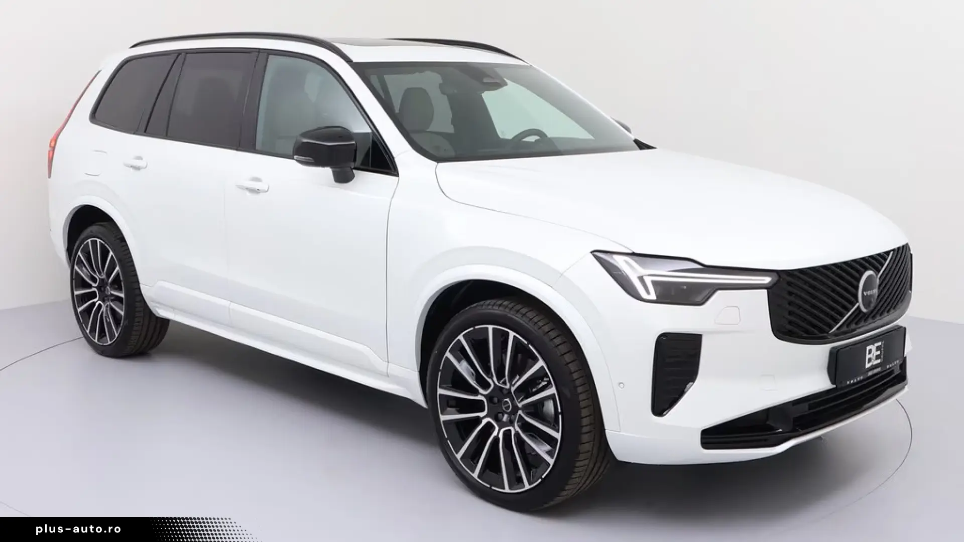 Volvo XC90 T8 Ultra Dark Recharge Plug-In Hybrid AWD