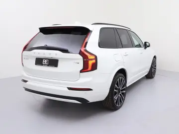 Volvo XC90 T8 Ultra Dark Recharge Plug-In Hybrid AWD