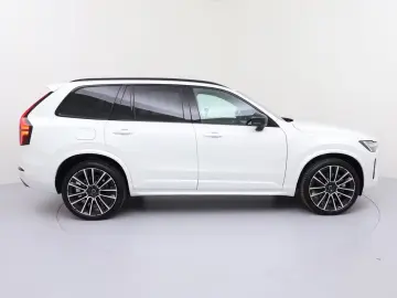 Volvo XC90 T8 Ultra Dark Recharge Plug-In Hybrid AWD