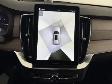 Volvo XC90 T8 Ultra Dark Recharge Plug-In Hybrid AWD