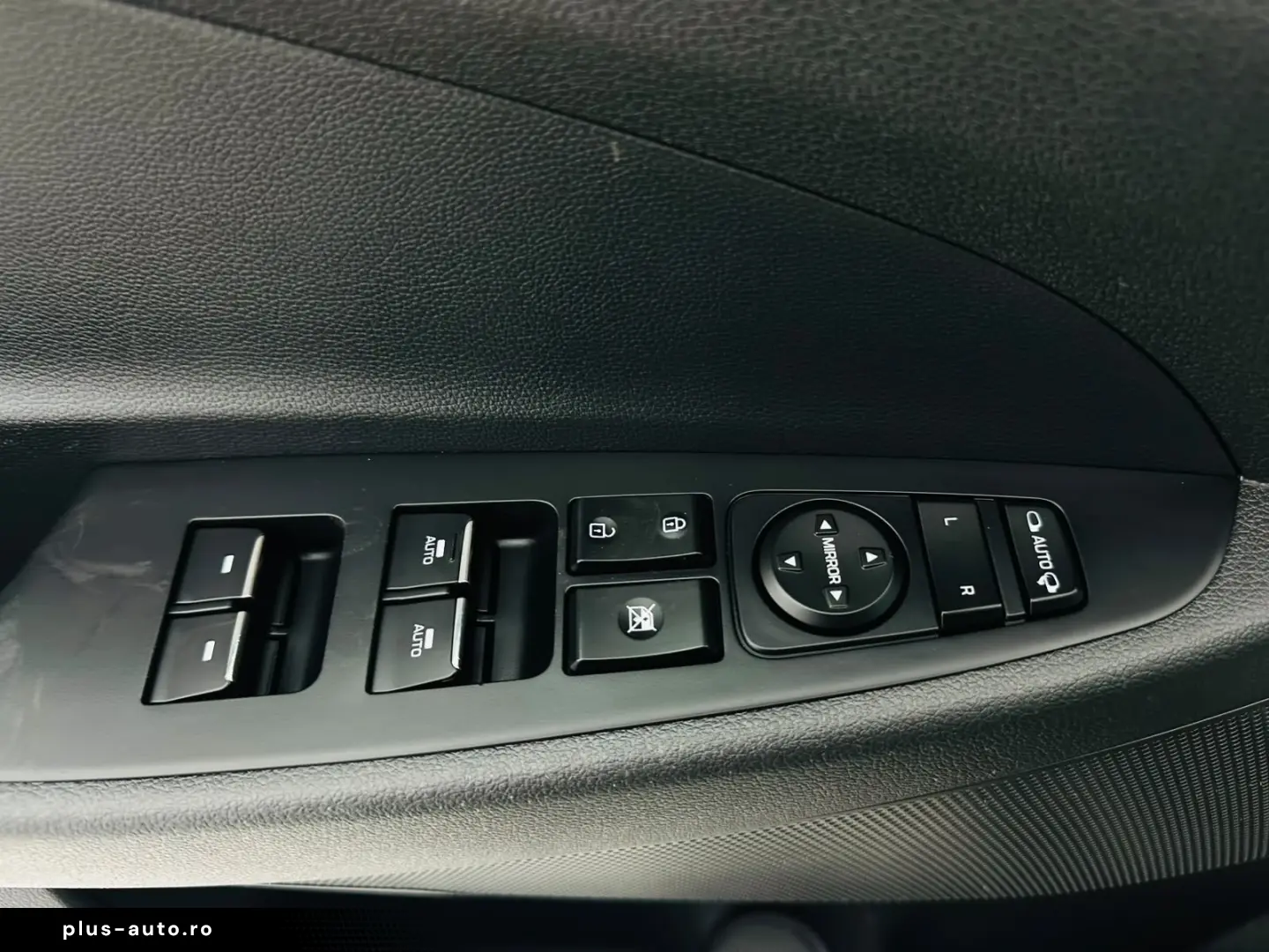 HYUNDAI Tucson 2019 — imagine 12