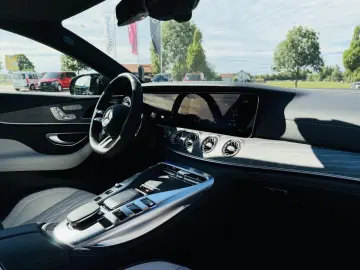 MERCEDES-BENZ AMG GT 43 4M