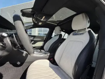 MERCEDES-BENZ AMG GT 43 4M