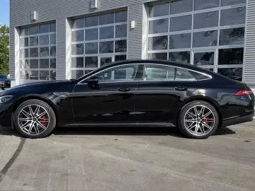 MERCEDES-BENZ AMG GT 43 4M