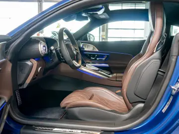 MERCEDES-BENZ AMG GT 63 PRO 4M