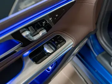 MERCEDES-BENZ AMG GT 63 PRO 4M