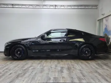 BMW M4 xDrive Comp. Ultimate Carbon