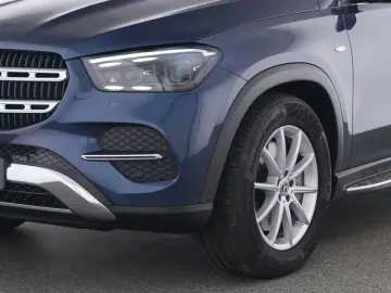 MERCEDES-BENZ GLE 350 de 4M Distro Pano Burm Memo 36…