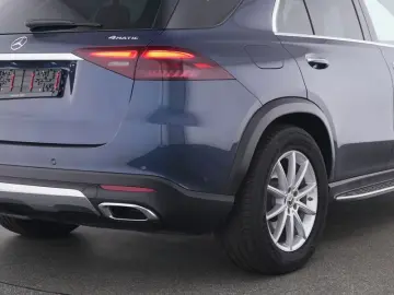 MERCEDES-BENZ GLE 350 de 4M Distro Pano Burm Memo 36…
