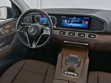MERCEDES-BENZ GLE 350 de 4M Distro Pano Burm Memo 36…