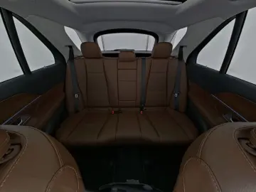 MERCEDES-BENZ GLE 350 de 4M Distro Pano Burm Memo 36…