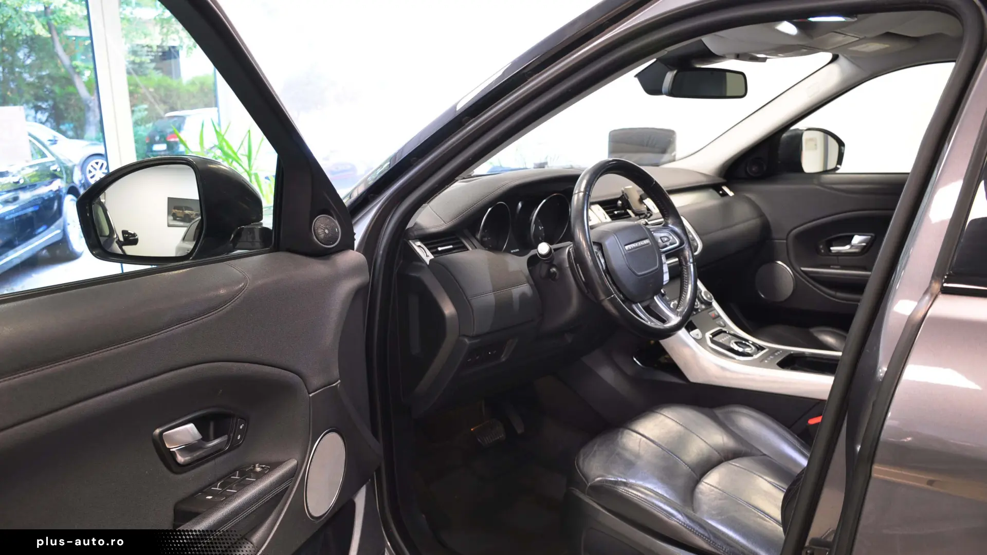 EVOQUE STOC Inmatriculat 2.0d 180CP AT 4x4