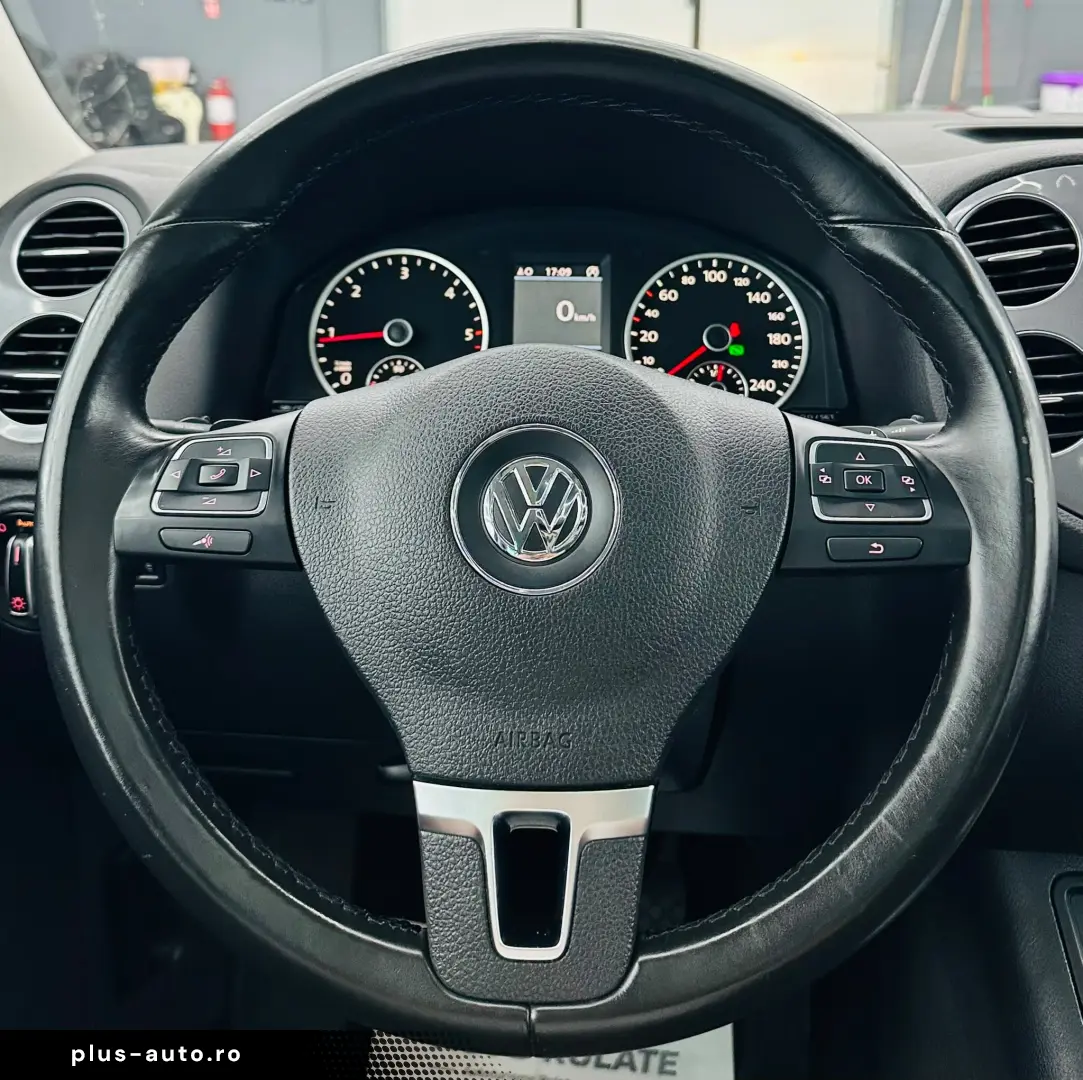 VOLKSWAGEN TIGUAN 2013 2.0D E5 4x4 Garantie 12 Luni Rate Ava