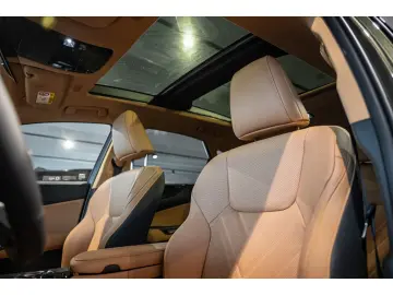 Lexus NX 450h  Advantage E-FOUR HUD El. Panodach Leder