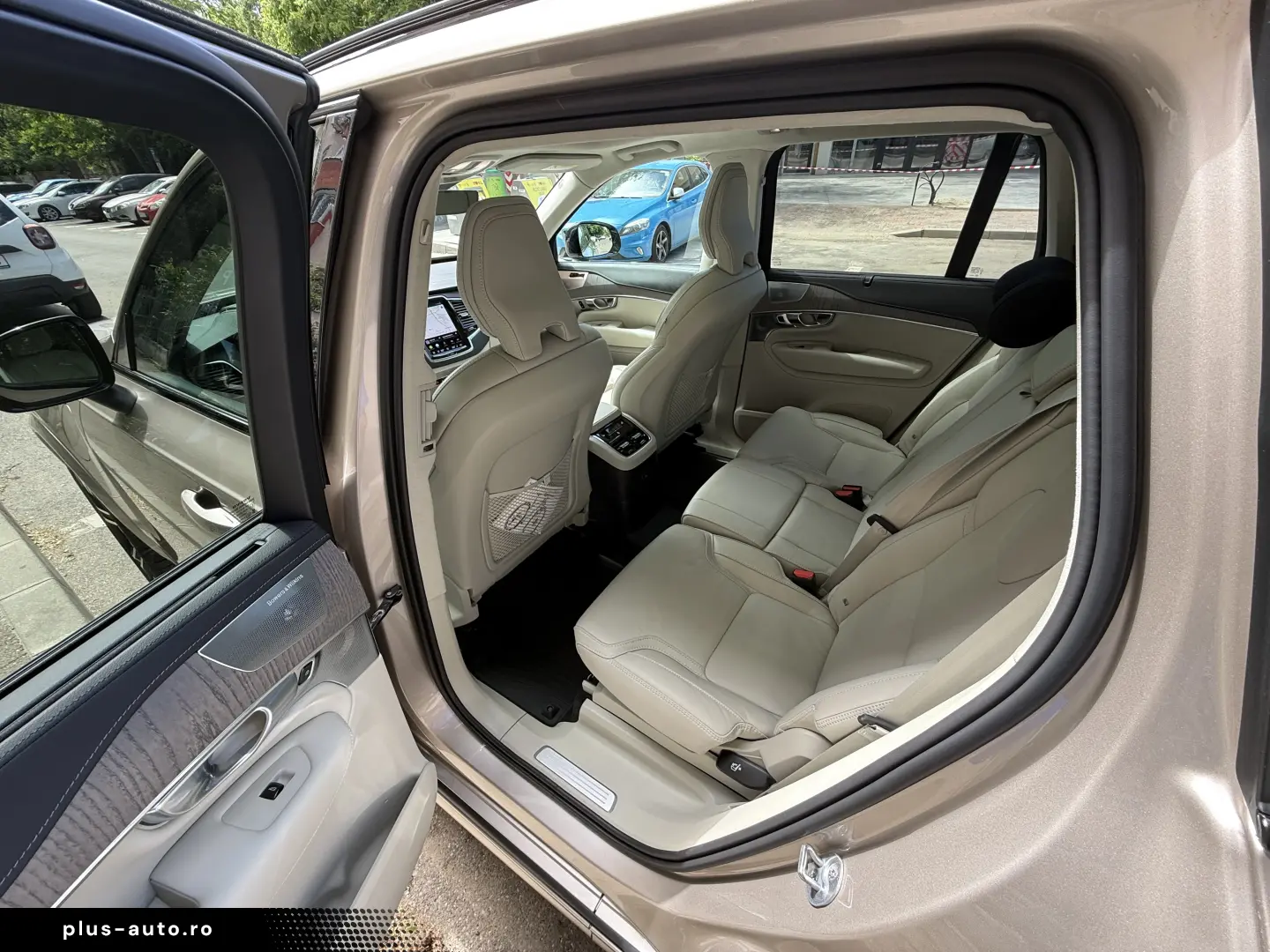 Volvo XC90 Recharge T8 AWD Ultimate Dark