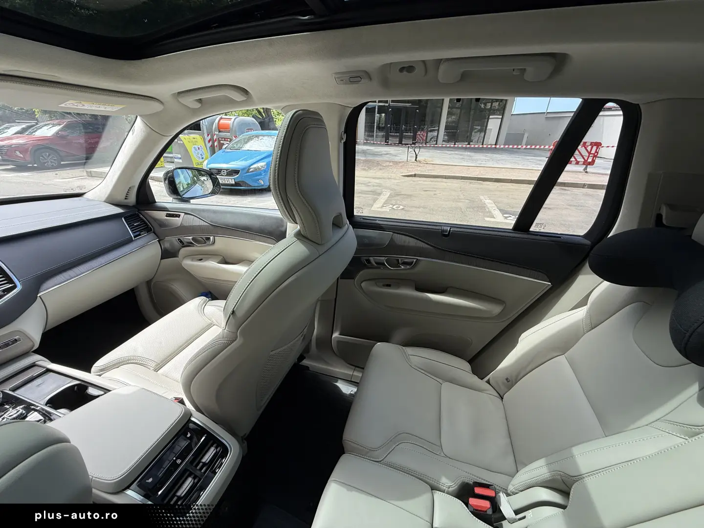 Volvo XC90 Recharge T8 AWD Ultimate Dark