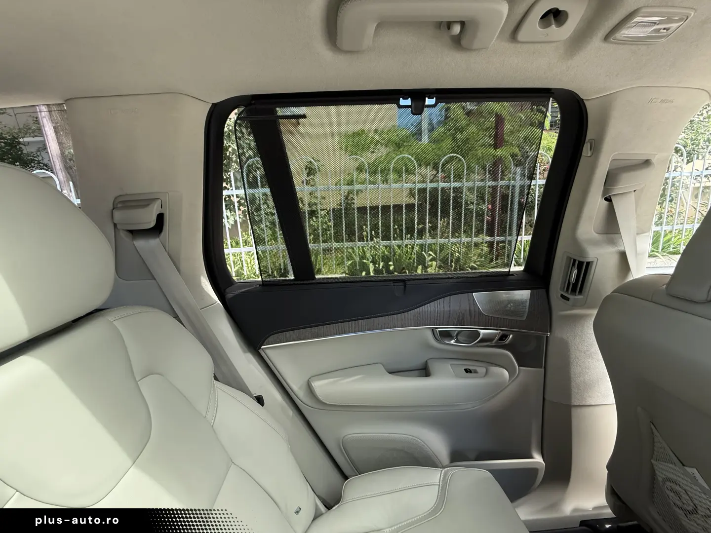 Volvo XC90 Recharge T8 AWD Ultimate Dark