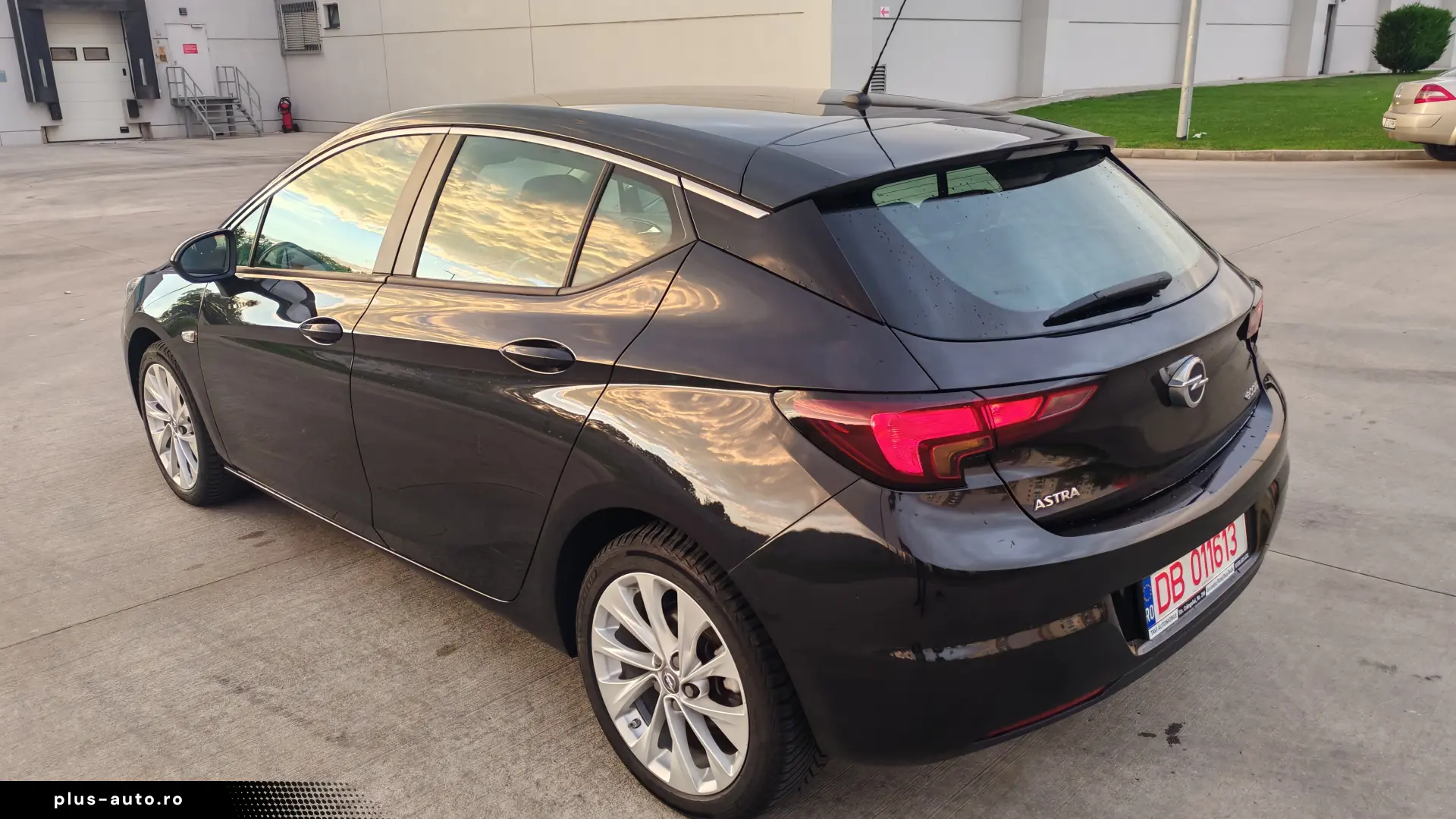 Opel Astra Benzina  Euro 6!