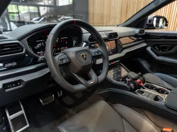 Lamborghini Urus SE Massage HUD B&O Advanced Full Matte PPF