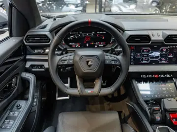 Lamborghini Urus SE Massage HUD B&O Advanced Full Matte PPF
