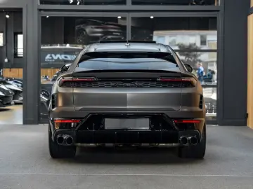 Lamborghini Urus SE Massage HUD B&O Advanced Full Matte PPF