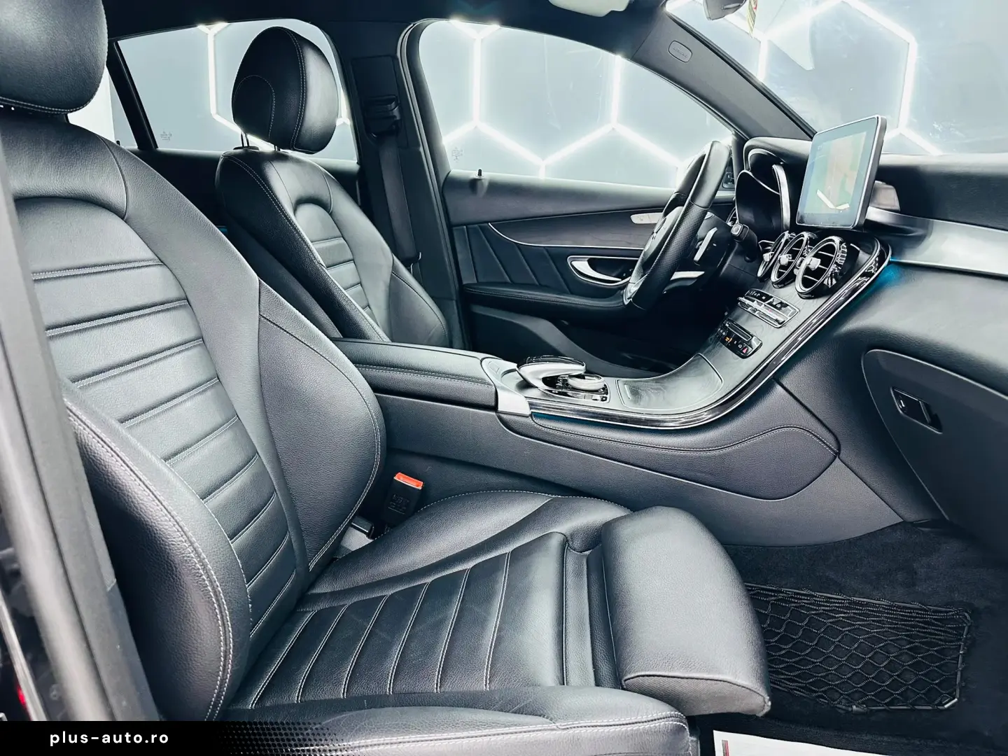 MERCEDESBENZ GLC 250D 2017 2.2D E6 4x4 Garantie 12 Luni Rate