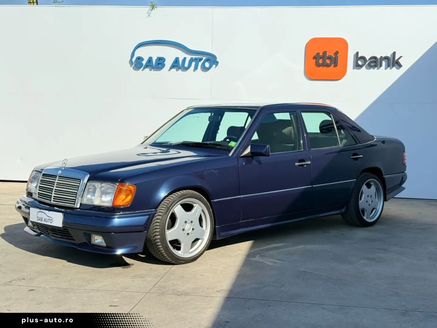 Mercedes-Benz E