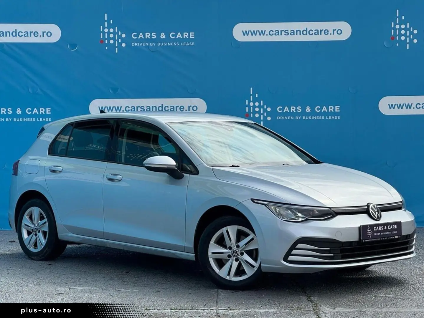 VOLKSWAGEN Golf 2023 — imagine 9