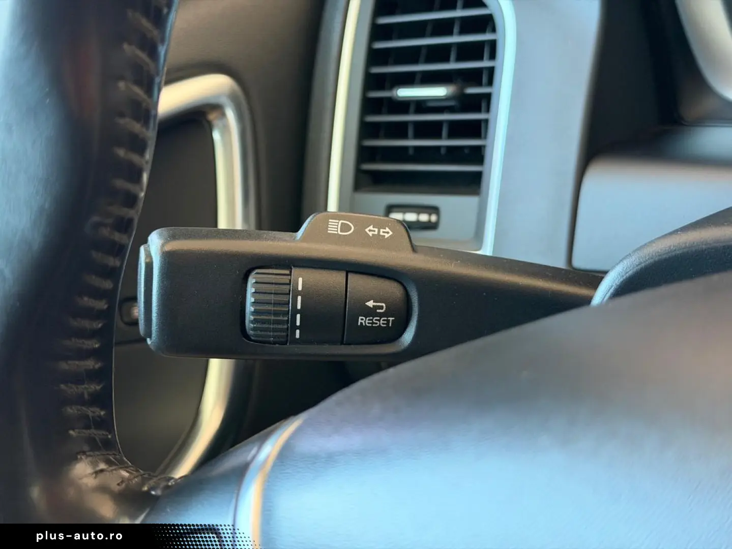 Volvo Xc-60