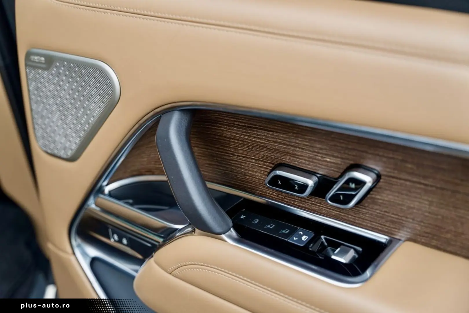 Land-Rover Range-Rover