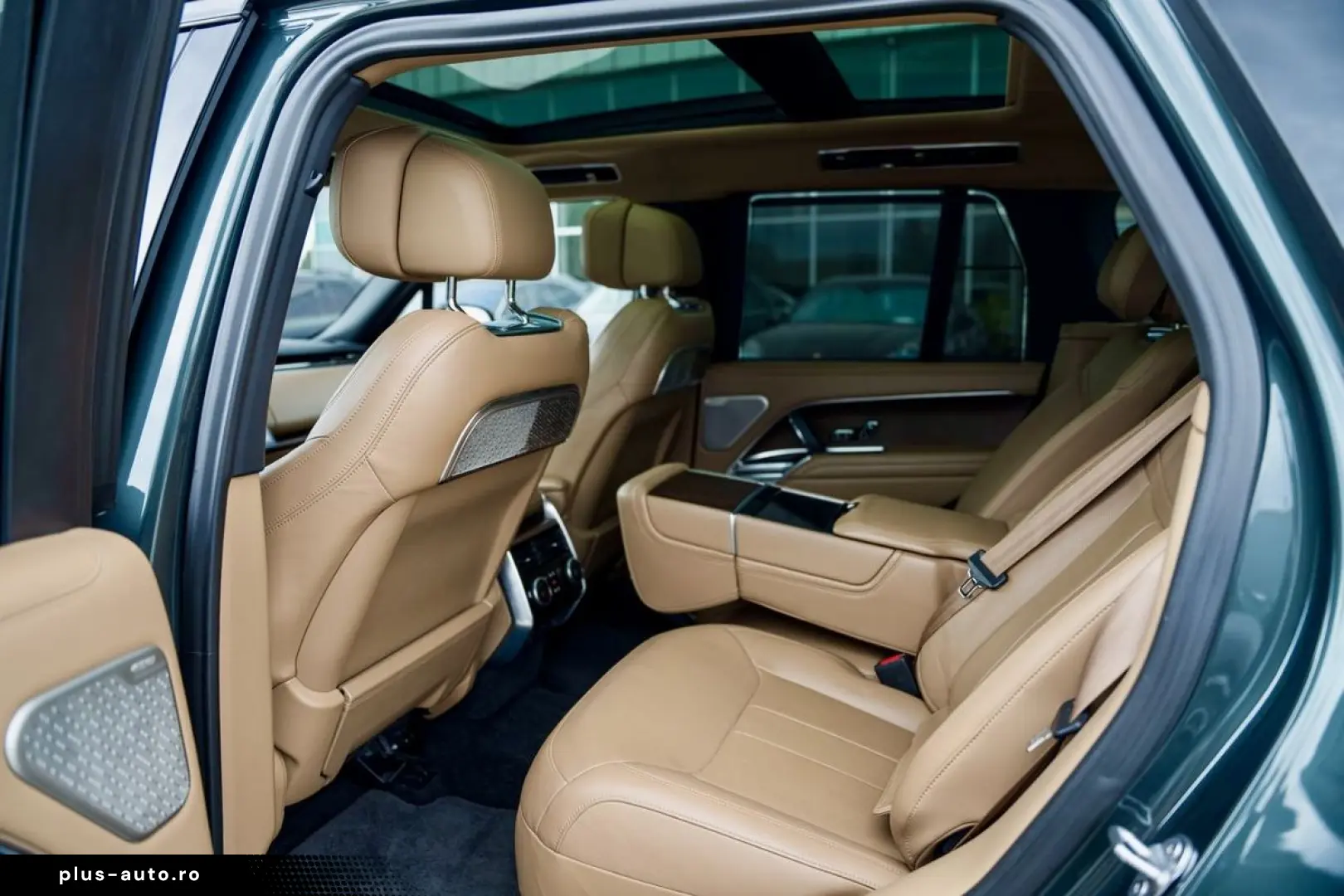 Land-Rover Range-Rover