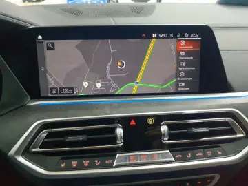 BMW X5 xDrive45e xLine Navi AHK Leder