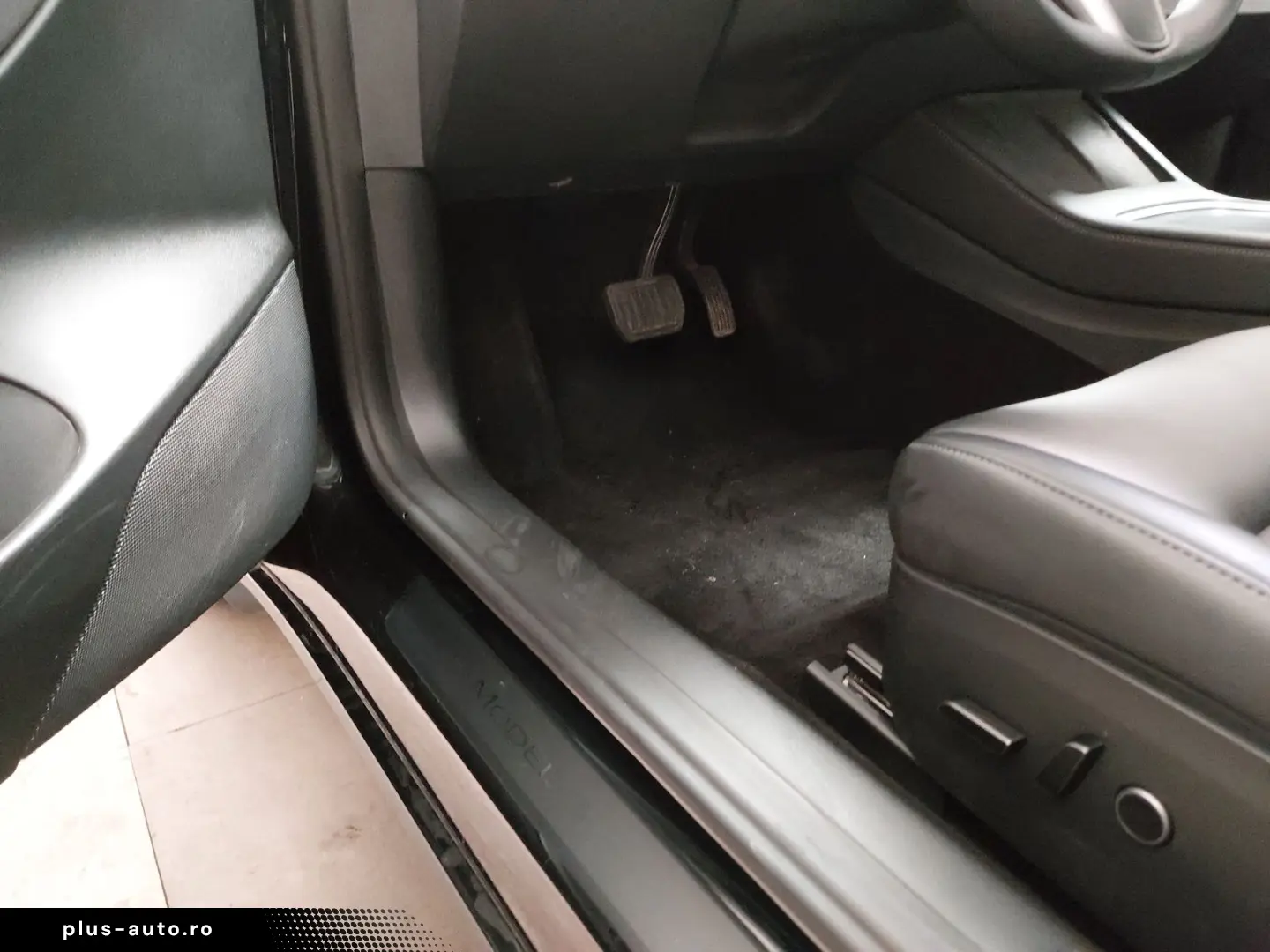 TESLA Model 3 2023 — imagine 7