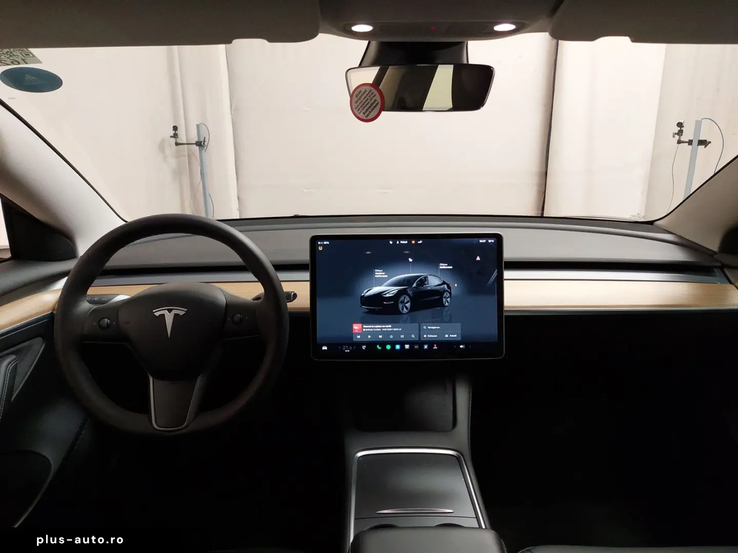 TESLA Model 3 2023 — imagine 17