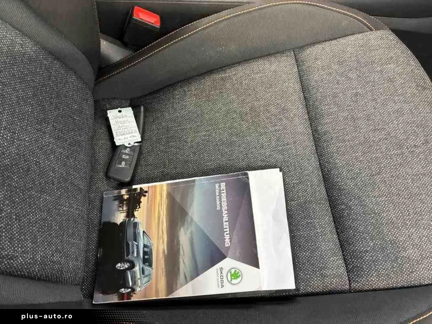 SKODA Karoq 2.0 TDI 4X4 Clever NAVI LED ACC