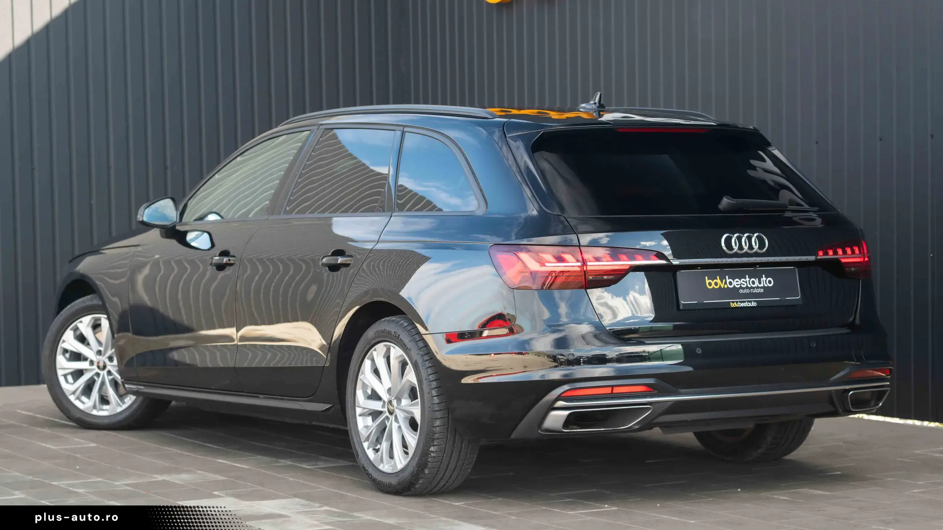AUDI A4 2023 — imagine 7